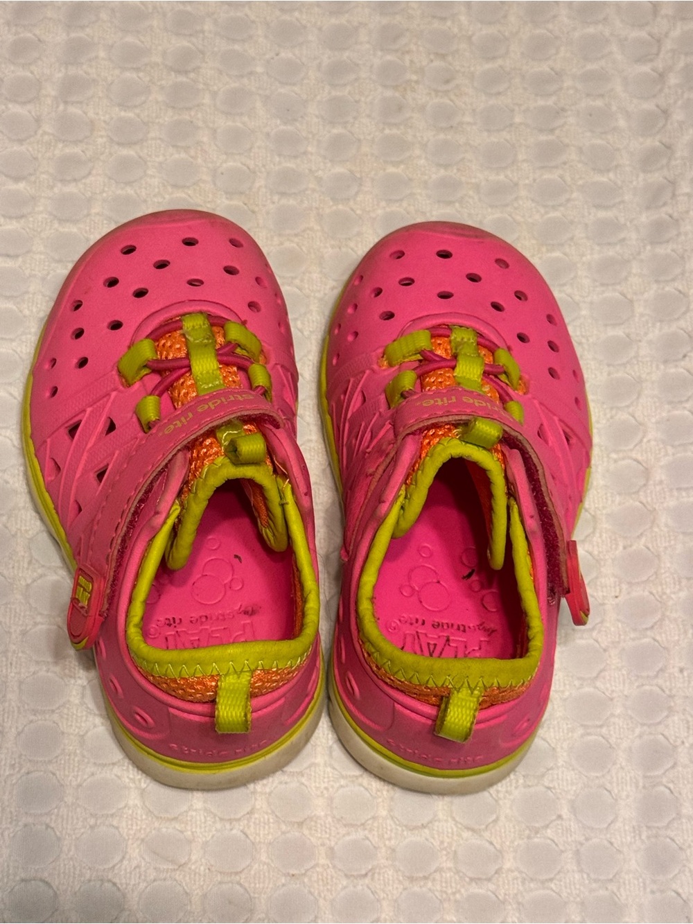 Stride Rite Bright Pink and Lime Kids Water Shoes - Picture 4 of 6